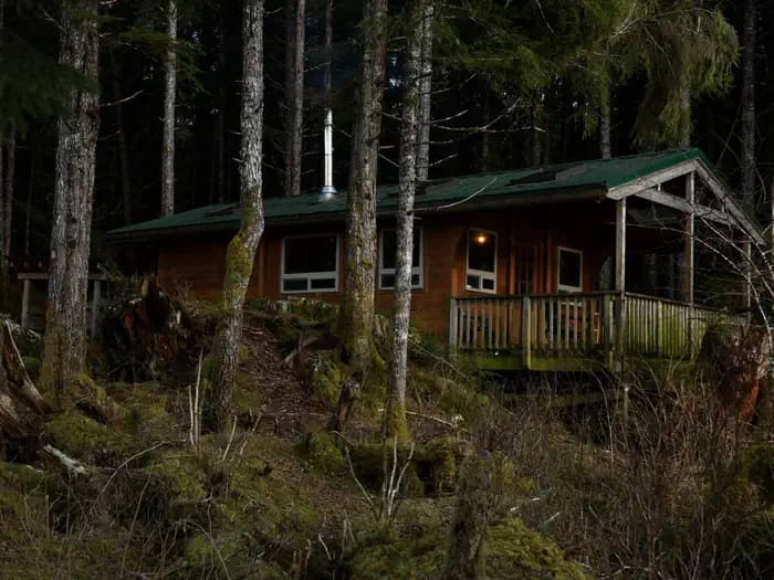 TWELVEMILE CABIN