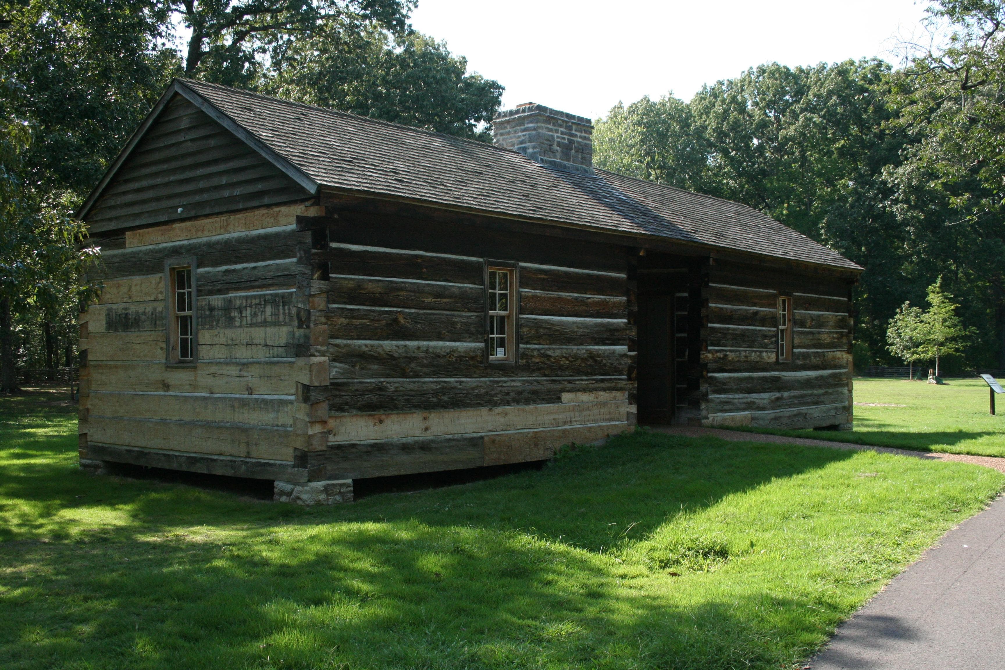 Meriwether Lewis Visitor Information Center Milepost 385.9