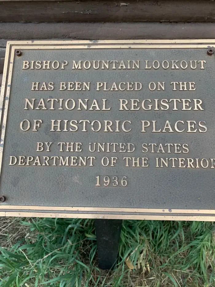 BISHOP MOUNTAIN CABIN