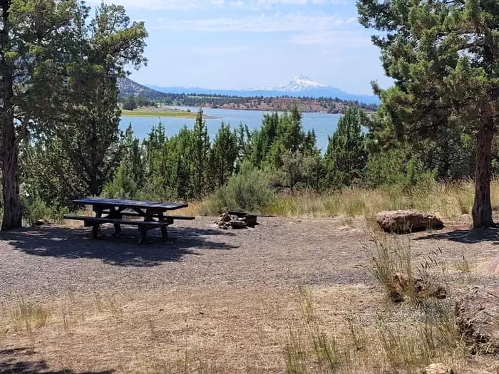 HAYSTACK CAMPGROUND (EAST SHORE)