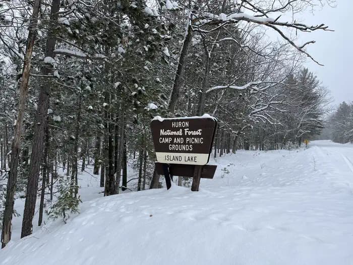 Island lake (MI)