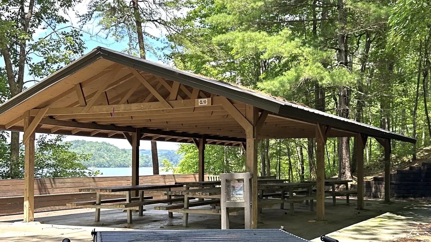 DAMSITE DAY USE AREA SHELTER